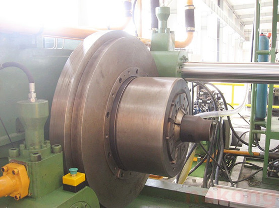 160 tons inertial friction welding machine